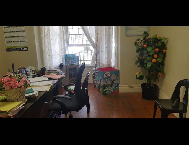 736M² OFFICE FOR SALE IN GLENWOOD